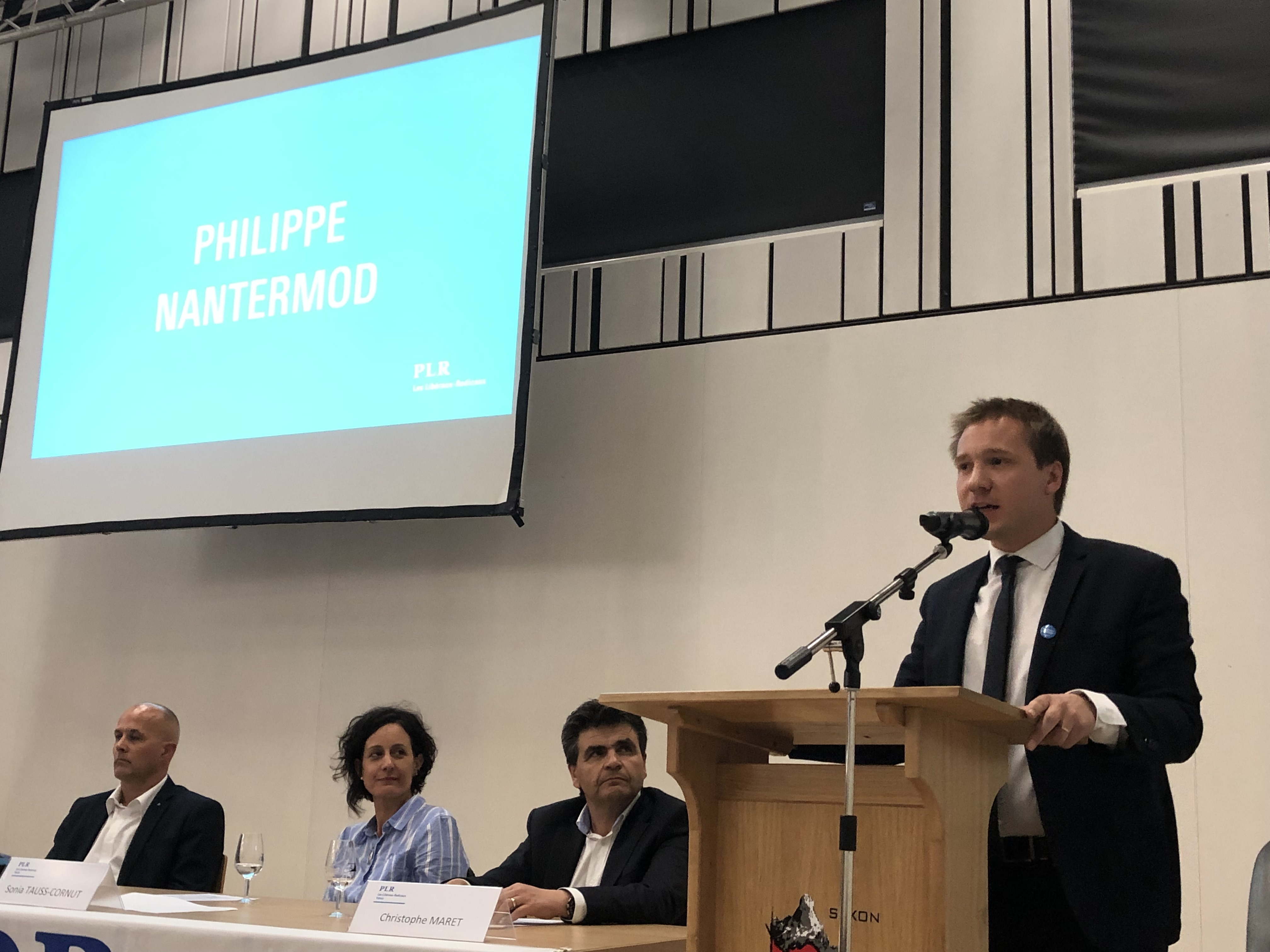 Philippe Nantermod plébiscité par les siens